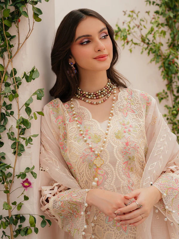 Mahnur Khaddar 3 pc embroidered shirt with embroidered dupatta-08