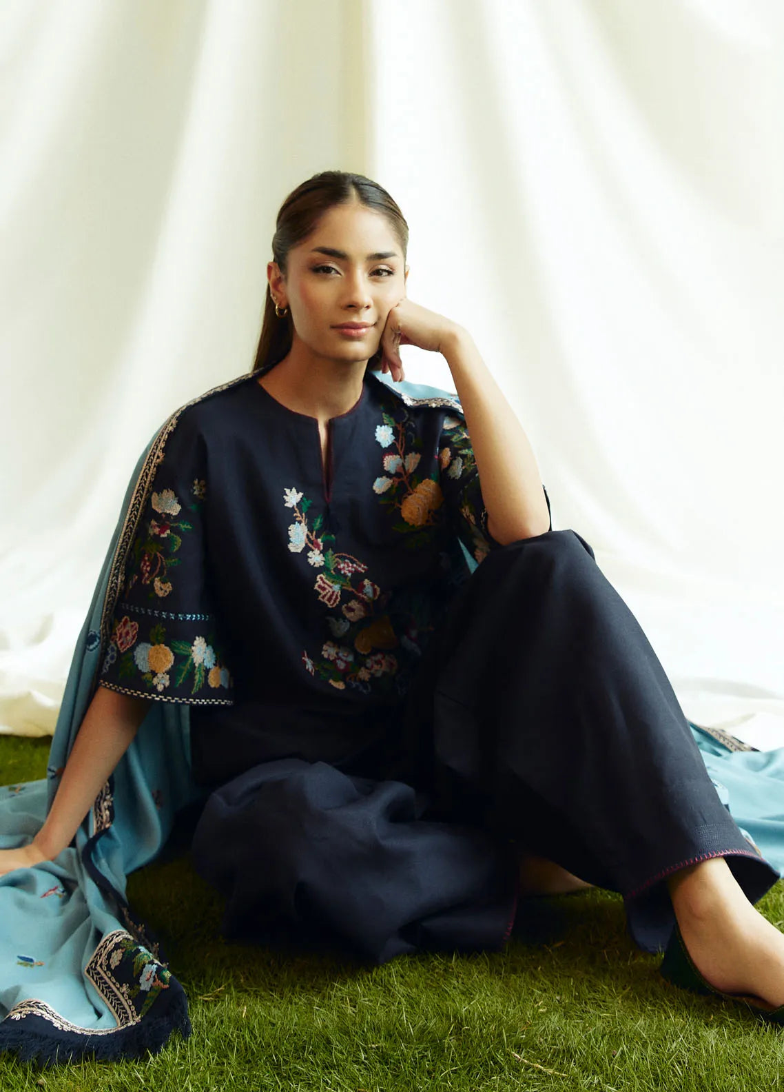 Coco By Zara - Dhanak Embroidered 3pc dress with Embroidered shawl. CF_3